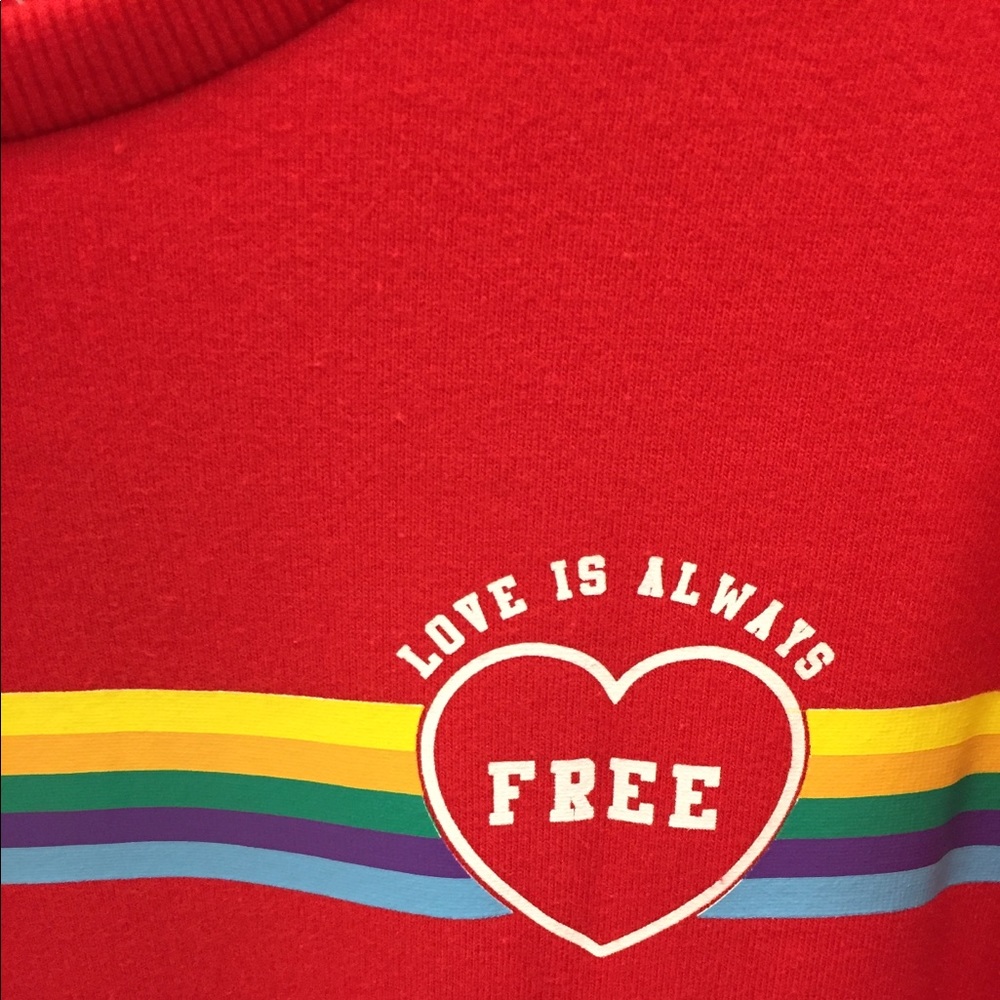 Love is always Free sweaters ❤️❤️❤️